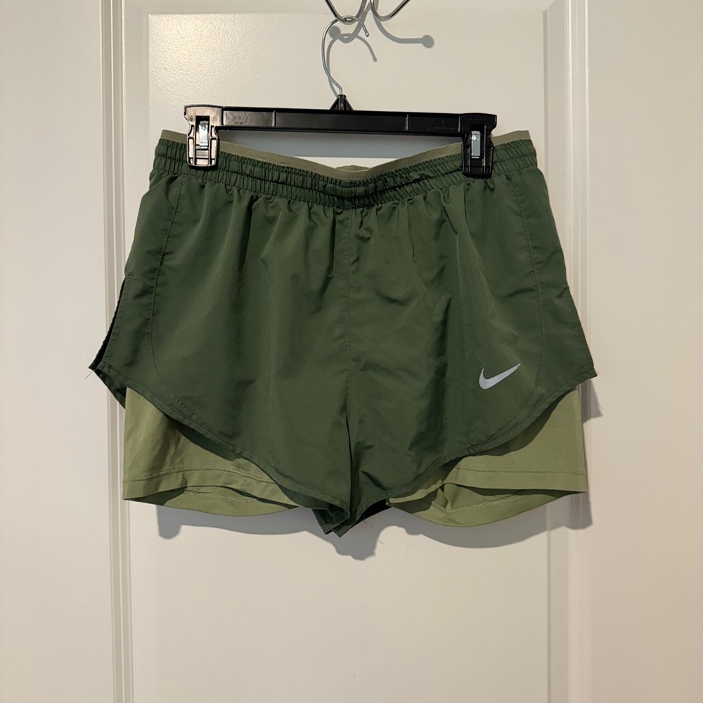 Nike - Shorts